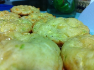 muffins de queijo com abobrinha